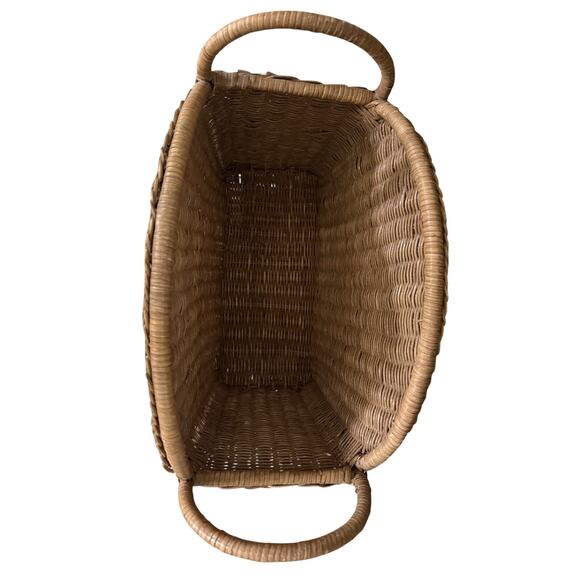 Vintage 80s French Country Wicker Basket Magazine Holder w/ Apple Accent - Picture 7 of 10